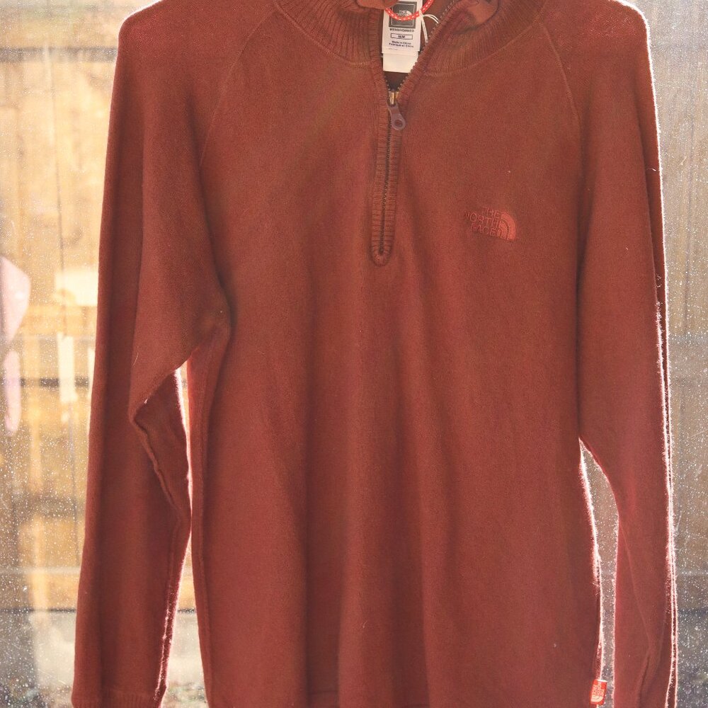 The North Face Wool Blend Sweater Size M Soft Burgundy 1/4 Zip Long Sleeve